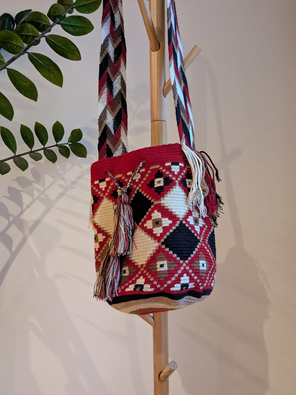 Native Wayuu Handmade Colombian Mochila Tassel Bag